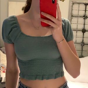 crop top with puff sleeves